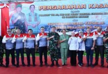 Sinergi, Pertamina – TNI AD Salurkan Bantuan ke Warga Kupang ke Warga Kupang