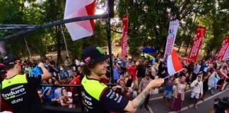 Pecah! Luar Biasa Antusiasme Masyarakat di Riders Parade Pertamina Grand Prix of Indonesia 2024