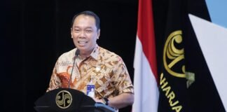 Gelar Seminar Budaya Keselamatan Penerbangan, Rivan A. Purwantono Tekankan Pentingnya Kesadaran Kolektif Keselamatan Transportasi Udara Pertamina