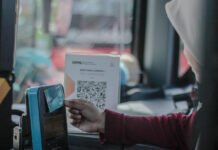 Bersiap Hadapi Periode Libur Nataru, BRI Bagikan Beragam Cara Praktis Top-Up Saldo BRIZZI BRI