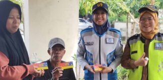 Tingkatkan Kepatuhan, Jasa Raharja NTB Bersama Mitra Gelar Operasi Gabungan di Lombok Barat jasa raharja NTB
