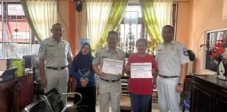 Jasa Raharja Ende dan SMK Yos Sudarso Jalin Komitmen Bersama Wujudkan Tertib Lalu Lintas dan Kepatuhan Pajak Kendaraan jasa raharja NTT