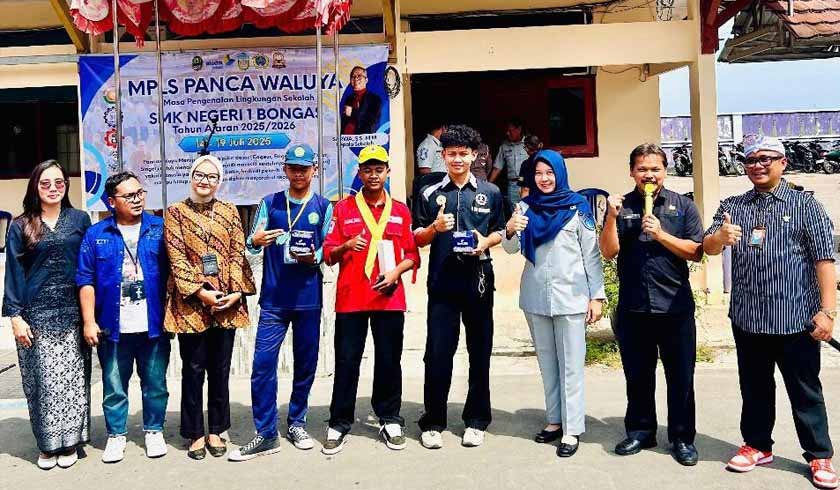 di SMK N 1 Bongas di SMK N 1 Bongas