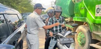 Jasa Raharja Kanwil Kepri Sosialisasikan Pemutihan Pajak Kendaraan Bermotor di Simpang Kaliban Kota Batam di Simpang Kaliban Kota Batam