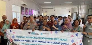 Jasa Raharja Laksanakan Kegiatan Pengajar Peduli Keselamatan Lalu Lintas di SMK Negeri 11 Semarang jasa raharja jateng