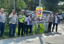 Jasa Raharja dan Forum Lalu Lintas Klaten Pasang Rambu Himbauan di Titik Rawan Kecelakaan jasa raharja jateng