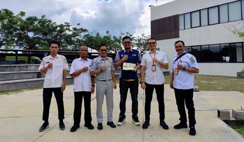 ke Perusahaan di Mempawah