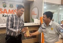 Jelang HUT RI ke 80 Jasa Raharja Beri Apresiasi Kepada Masyarakat Taat Pajak di Samsat Kelapa Dua Kab. Tangerang
