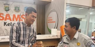 Jelang HUT RI ke 80 Jasa Raharja Beri Apresiasi Kepada Masyarakat Taat Pajak di Samsat Kelapa Dua Kab. Tangerang