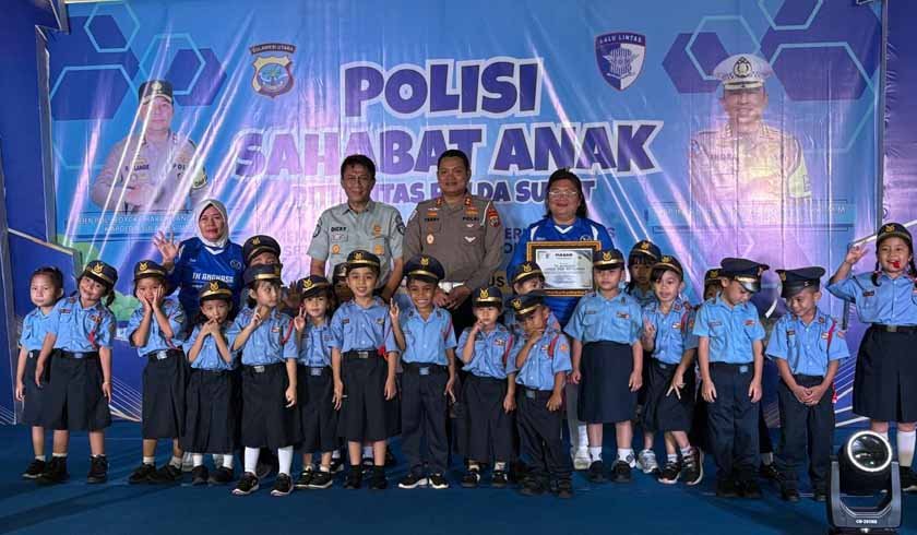 Kegiatan Polisi Sahabat Anak Kegiatan Polisi Sahabat Anak