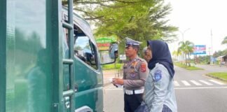 Jasa Raharja Sumbar Samsat Kota Pariaman Edukasi Tertib Bayar Pajak Kendaraan Melalui Operasi Gabungan Melalui Operasi Gabungan