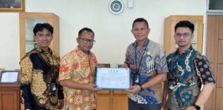 Penandatanganan Komitmen Bersama antara PT Jasa Raharja Cabang Sintang dan PT Bank Kalbar Sintang Dukung Peningkatan Kepatuhan Pembayaran PKB dan SWDKLLJ PT Bank Kalbar Sintang