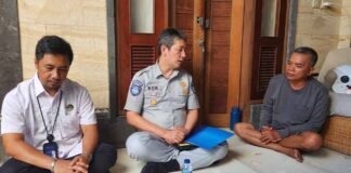 Jasa Raharja Serahkan Santunan Kepada ABK yang Menjadi Korban Kecelakaan Laut di Sanur jasa raharja bali
