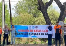Jasa Raharja NTB Bersama Mitra Cegah Fatalitas Korban dengan Rapat FKLL dan Pemasangan Spanduk Keselamatan di Kabupaten Lombok Timur di Kabupaten Lombok Timur