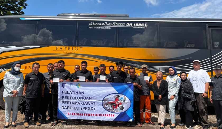 di PO Patriot Wisata dan Maximiles