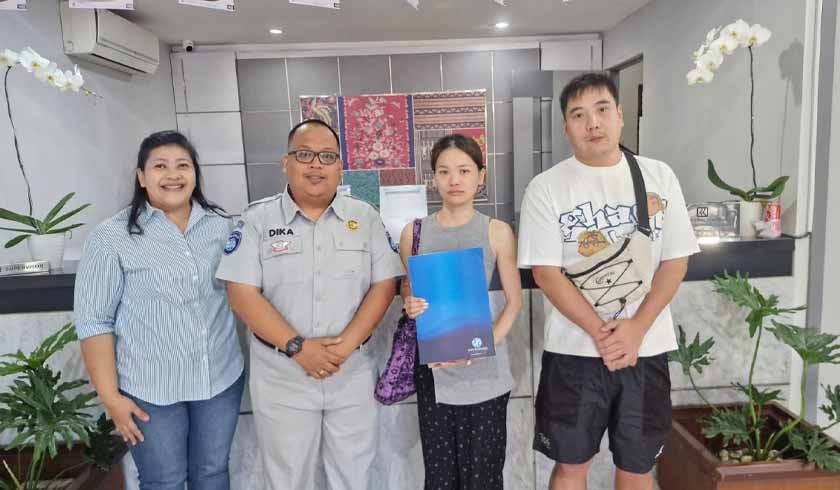 di Pelabuhan Sanur di Pelabuhan Sanur