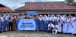 Jasa Raharja Kalteng Gencarkan Sosialisasi Keselamatan Berlalu Lintas di SMKN 1 Dusun Selatan di SMKN 1 Dusun Selatan