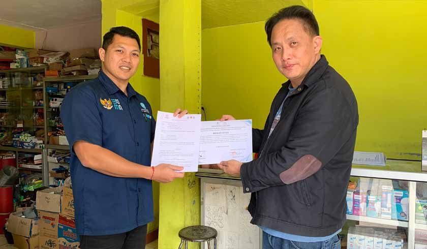 di Toko Sakura Dapat Es Krim Gratis