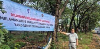Upaya Keselamatan Berlalulintas, Jasa Raharja Karawang Sebar Spanduk Himbauan Di Titik Rawan Kecelakaaan jasa raharja jabar