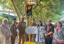 Peduli Keselamatan Pelajar, Jasa Raharja Serahkan Warning Traffic Light ke SMAN 7 Kota Bengkulu ke SMAN 7 Kota Bengkulu