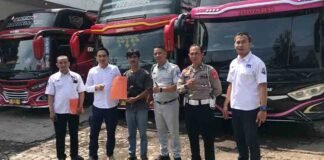Jasa Raharja Jawa Barat dan Tim Pembina Samsat Sumedang Gelar Operasi Khusus ke Perusahaan Pemilik Kendaraan di Sumedang jasa raharja jabar