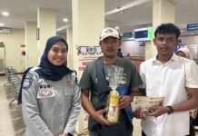 Dorong Transaksi Digital, Samsat Hadiahkan Souvenir Merchant bagi Pembayar Pajak via E-Samsat jasa raharja kaltim