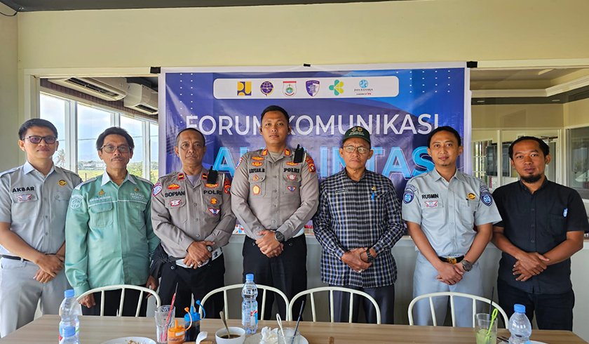 Komunikasi Lalu Lintas