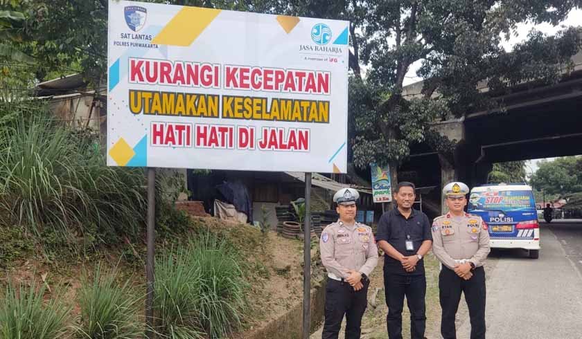 Melalui Pemasangan Himbauan di Sukatani