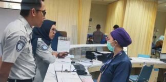 Jasa Raharja Kanwil Jawa Barat Gerak Cepat Kunjungi Korban Kecelakaan Tol Cipularang KM 99 Purwakarta di RS Cahya Kawaluyaan jasa raharja jabar