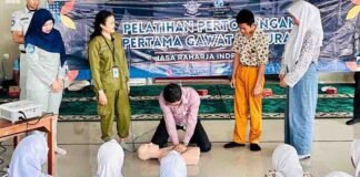 Jasa Raharja Cabang Indramayu Gelar Pelatihan Pertolongan Pertama Gawat Darurat di SMA Negeri 1 Haurgeulis jasa raharja jabar