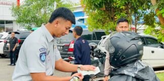 Tim Samsat Induk Haurgeulis Edukasi Pajak Kendaraan Bermotor Kepada Masyarakat Bermotor Kepada Masyarakat