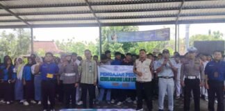 Jasa Raharja Dan Tim FKLL Grobogan Deklarasikan Keselamatan Lalu Lintas Di SMK Yasemi Di SMK Yasemi