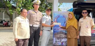 Tim Pembina Samsat Martapura Sosialisasi Insentif Pembebasan Tunggakan serta Denda PKB 2025, Hadirkan Layanan Samsat Keliling Hadirkan Layanan Samsat Keliling