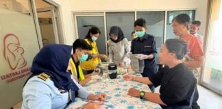 Jasa Raharja NTB Peduli Keselamatan Pengguna Pelabuhan Lembar dengan Menggelar Kegiatan Pelayanan Kesehatan Kegiatan Pelayanan Kesehatan