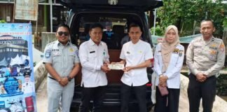 Tim Pembina Samsat Martapura Tingkatkan Kesadaran Keselamatan dan Kepatuhan Pajak Kendaraan Bermotor Kepatuhan Pajak Kendaraan Bermotor