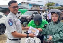 Operasi Gabungan di Taman Cinta Singkawang Timur Dorong Disiplin dan Keselamatan Berlalu Lintas Keselamatan Berlalu Lintas