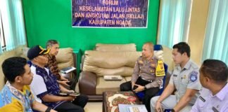 Perkuat Sinergi Keselamatan Jalan, Jasa Raharja dan Polres Ngada Gelar Forum Lalu Lintas di Bajawa Lalu Lintas di Bajawa