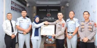 Jasa Raharja Indramayu Berikan Penghargaan kepada Polres Indramayu atas Kolaborasi dalam Pos Pelayanan Terpadu Jalur Mudik Lebaran 2025 Terpadu Jalur Mudik Lebaran 2025