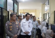 Tim Pembina Samsat Provinsi Kalimantan Selatan Tingkatkan Sinergi Pelayanan di UPPD Samsat Pelaihari di UPPD Samsat Pelaihari