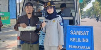 Jasa Raharja Kabupaten Bandung Kenalkan e-KD Digital Bersamaan dengan Kegiatan Operasi Gabungan di Kecamatan Soreang Kecamatan Soreang