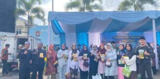 Samsat Rancaekek dan Dispakan Kabupaten Bandung Gelar Gerakan Pangan Murah untuk Masyarakat jasa raharja jabar