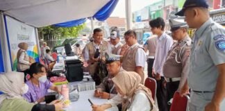 Jasa Raharja Bandung Hadirkan Pemeriksaan Kesehatan dan Pengobatan Gratis di Kecamatan Antapani jasa raharja jabar