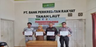 Tim Pembina Samsat Pelaihari dan PT Bank Perekonomian Rakyat Tanah Laut Tanda Tangani Komitmen Bersama Tingkatkan Layanan PKB jasa raharja kalsel