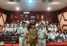 Aman Berlalu Lintas, Cermin Generasi Cerdas: Sosialiasi Safety Campaign Digelar di SMA Negeri 1 Kalukku jasa raharja sulsel