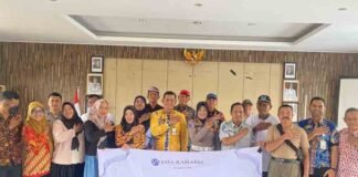 Sinergi Jasa Raharja Cabang Tarakan dan Satlantas Polres dalam Safety Campaign untuk Warga Kampung 4 jasa raharja kaltim