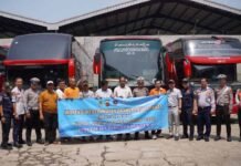 Wujudkan Transportasi Aman Raharja Karawang dan Mitra Gelar Pemeriksaan Kelaikan Kendaraan Bus Menjelang Natal 2025 & Tahun Baru 2026 Kelaikan Kendaraan Bus