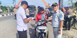 Jasa Raharja Bersama Tim Samsat Pasir Pangaraian Rokan Hulu Gelar Operasi Gabungan untuk Dorong Kepatuhan Pajak Kendaraan Kepatuhan Pajak Kendaraan