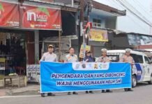 Jasa Raharja NTB Bersama Mitra Kerja Cegah Kecelakaan dengan Pemasangan Spanduk di Lombok Barat jasa raharja NTB