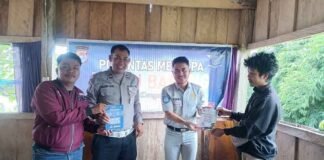 Tingkatkan Keselamatan Berkendara, Jasa Raharja Mamuju Edukasi Ojek Online di Pasangkayu jasa raharja sulsel