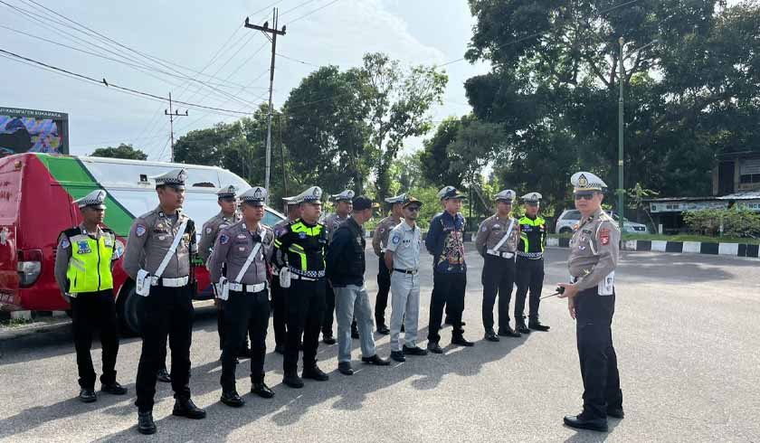 Tim Samsat Turun ke Lapangan Tim Samsat Turun ke Lapangan